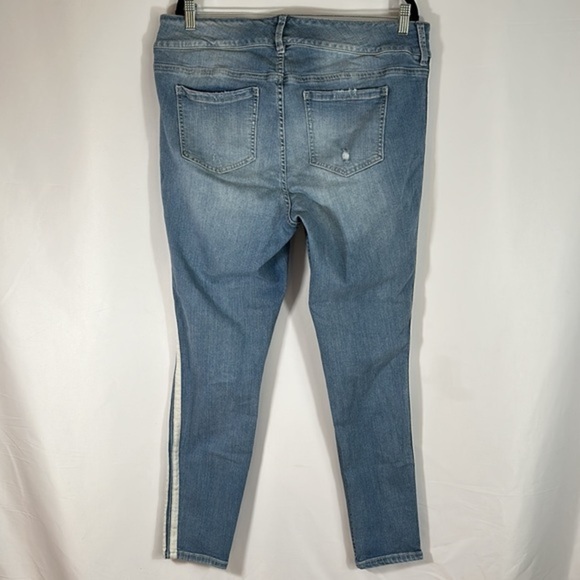 Torrid Light Blue & White Side Stripe Distressed Jeggings Skinny Jeans - Picture 7 of 8